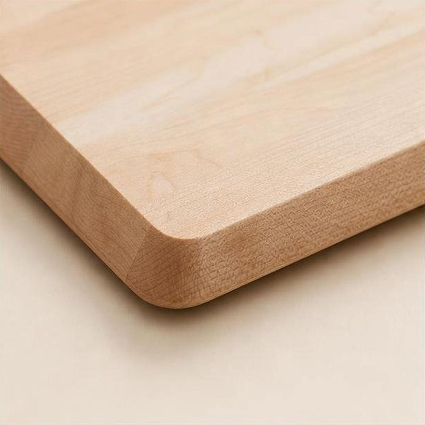 Ballantyne maple cutting board detail view for corporate gifting by Write On Wood.