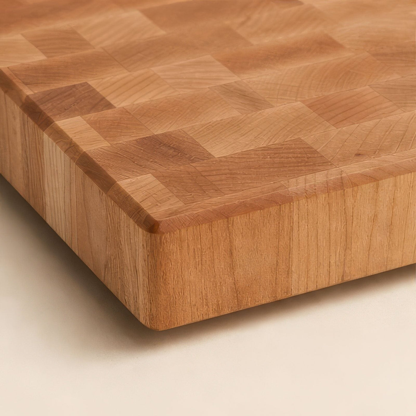 Greenwood luxury cutting board detail view for corporate gifting by Write On Wood.